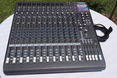 16X-CHANNEL-MAKIE-1642-PRO-AUDIO-MIXER-1