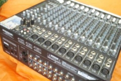 16X-CHANNEL-MAKIE-1642-PRO-AUDIO-MIXER-2